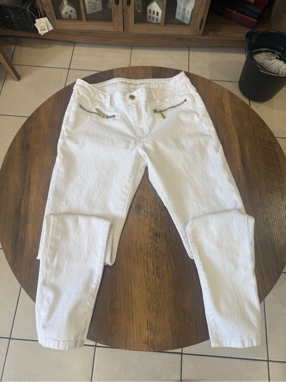 Michael Kors White Skinny Jeans with Zip Pockets